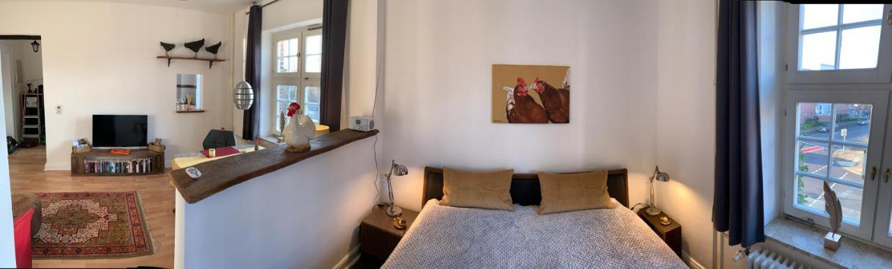 Trash De Luxe Apartment Schleswig Exterior photo