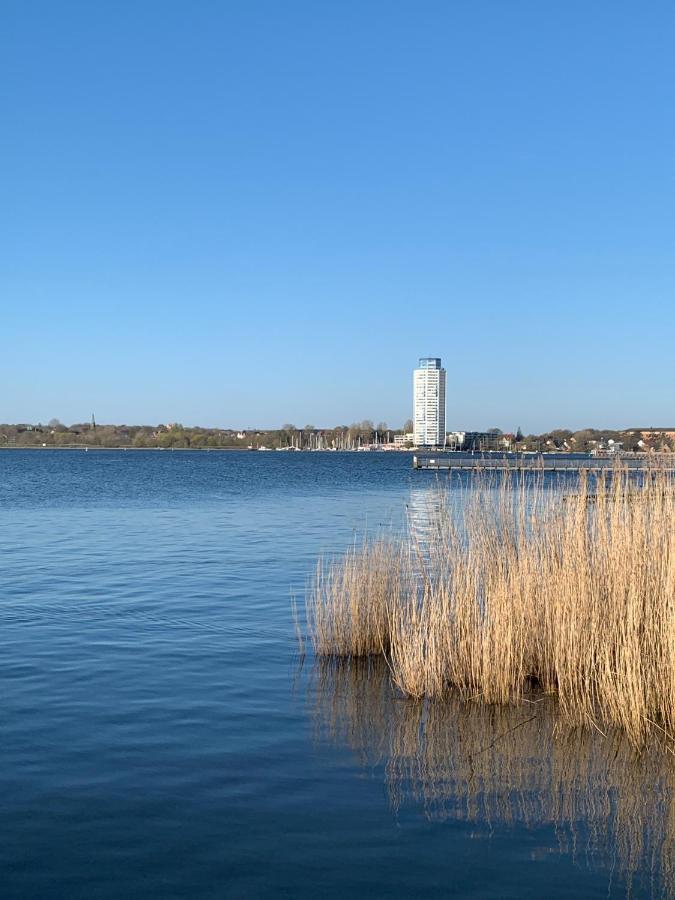 Trash De Luxe Apartment Schleswig Exterior photo