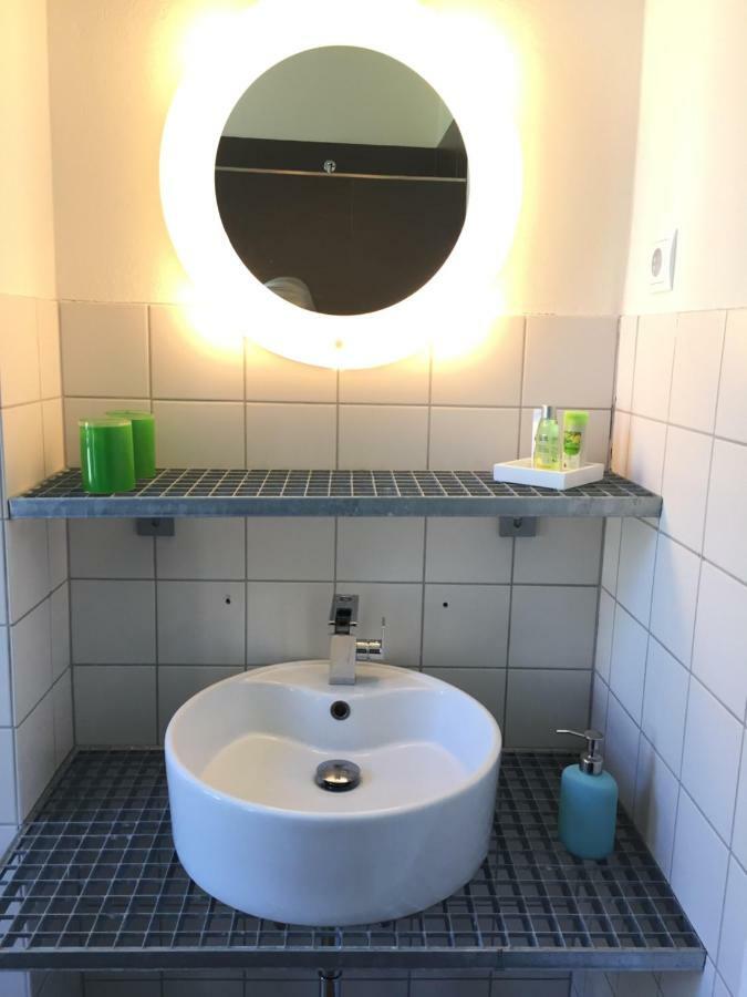 Trash De Luxe Apartment Schleswig Exterior photo